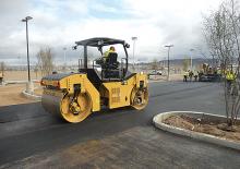 Тандемни вибрационни валяци Caterpillar CB54B