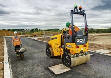 Тандемни вибрационни валяци JCB CT260-100