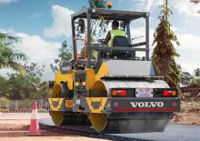 Тандемни вибрационни валяци Volvo DD90B