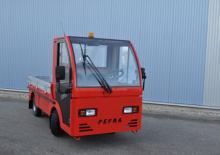 Теглещи трактори PEFRA 617