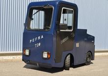 Теглещи трактори PEFRA 720