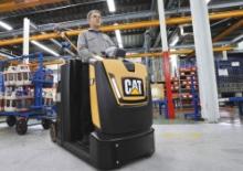 Теглещи трактори Caterpillar NTR30N