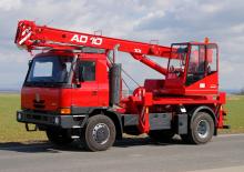 Телескопични кранове, монтирани на камион CKD Mobilni Jeraby AD 10
