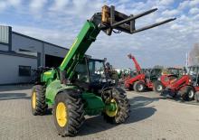 Телескопични манипулатори на материали John Deere 3220