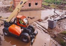 Телескопични манипулатори на материали JLG 3513 PS