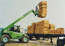 Телескопични манипулатори на материали Merlo P 32.7 EVT