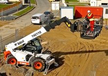 Телескопични манипулатори на материали Bobcat T 40170