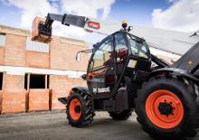 Телескопични манипулатори на материали Bobcat T41.140SLP 100 V