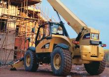 Телескопични манипулатори на материали Caterpillar TH 460 B