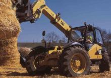 Телескопични манипулатори на материали Caterpillar TH220B