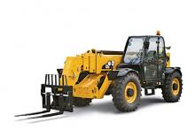 Телескопични манипулатори на материали Caterpillar TH417