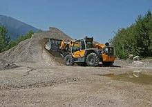 Телескопични манипулатори на материали Liebherr TL 441-13