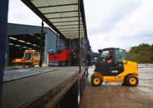 Телескопични манипулатори на материали JCB TLT30D  