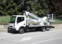 Монтирани на ремаркета повдигачи с подвижна стрела Multitel HX 200 DS