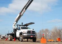 Телескопични вишки, монтирани на камион Elliott Equipment M43R HiReach 