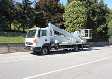 Телескопични вишки, монтирани на камион Multitel MX 270 EX