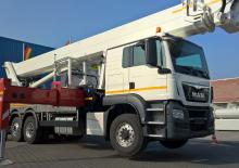 Телескопични вишки, монтирани на камион Palfinger P 570