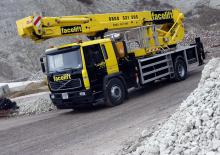 Телескопични вишки, монтирани на камион Bronto Skylift S 46 XDT