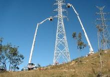 Телескопични вишки, монтирани на камион Bronto Skylift S 70 XDT
