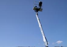 Телескопични вишки, монтирани на камион Oil & Steel Scorpion 1812 