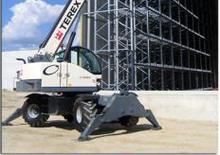 Телескопични товарачи с горна конструкция Terexlift Girolift 3514