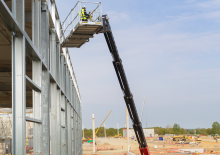 Телескопични товарачи с горна конструкция Manitou MRT-X 3060