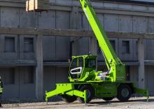 Телескопични товарачи с горна конструкция Merlo Roto 50.26 S Plus