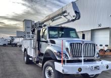 Телескопични вишки, монтирани на камион Terex HR46