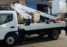 Телескопични вишки, монтирани на камион Palfinger P 110 T