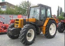 Трактори 4WD (задвиждане на четирите колела) Renault 103-14 TX