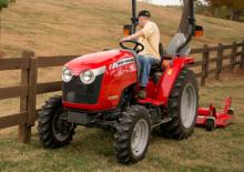 Трактори 4WD (задвиждане на четирите колела) Massey Ferguson 1726E	