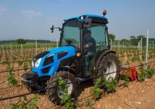 Трактори 4WD (задвиждане на четирите колела) Landini 2 050 STD