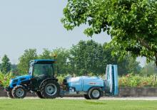 Трактори 4WD (задвиждане на четирите колела) Landini 2-060
