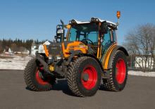 Трактори 4WD (задвиждане на четирите колела) Fendt 211 Vario