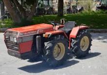 Трактори 4WD (задвиждане на четирите колела) Valpadana 2536 Synchro RS