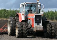 Трактори 4WD (задвиждане на четирите колела) Massey Ferguson 2680