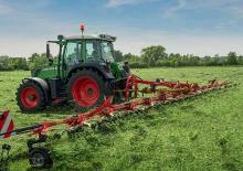 Трактори 4WD (задвиждане на четирите колела) Fendt 310 Vo Vario