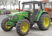 Трактори 4WD (задвиждане на четирите колела) John Deere 3200 Std