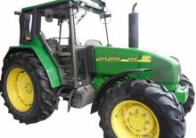 Трактори 4WD (задвиждане на четирите колела) John Deere 3310 Std
