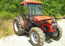 Трактори 4WD (задвиждане на четирите колела) Valpadana 3685 F