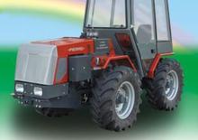Трактори 4WD (задвиждане на четирите колела) Pierre P 796 V