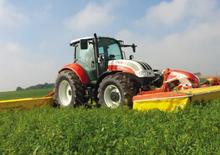 Трактори 4WD (задвиждане на четирите колела) Steyr 4115 Kompakt Hilo Profi