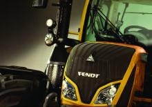 Трактори 4WD (задвиждане на четирите колела) Fendt 411 Vario