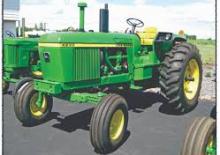 Трактори 4WD (задвиждане на четирите колела) John Deere 4230