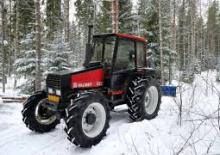 Трактори 4WD (задвиждане на четирите колела) Valmet 455