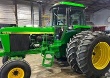 Трактори 4WD (задвиждане на четирите колела) John Deere 4630