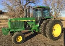 Трактори 4WD (задвиждане на четирите колела) John Deere 4650