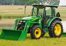 Трактори 4WD (задвиждане на четирите колела) John Deere 5093E