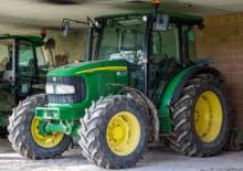 Трактори 4WD (задвиждане на четирите колела) John Deere 5720