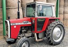 Трактори 4WD (задвиждане на четирите колела) Massey Ferguson 575